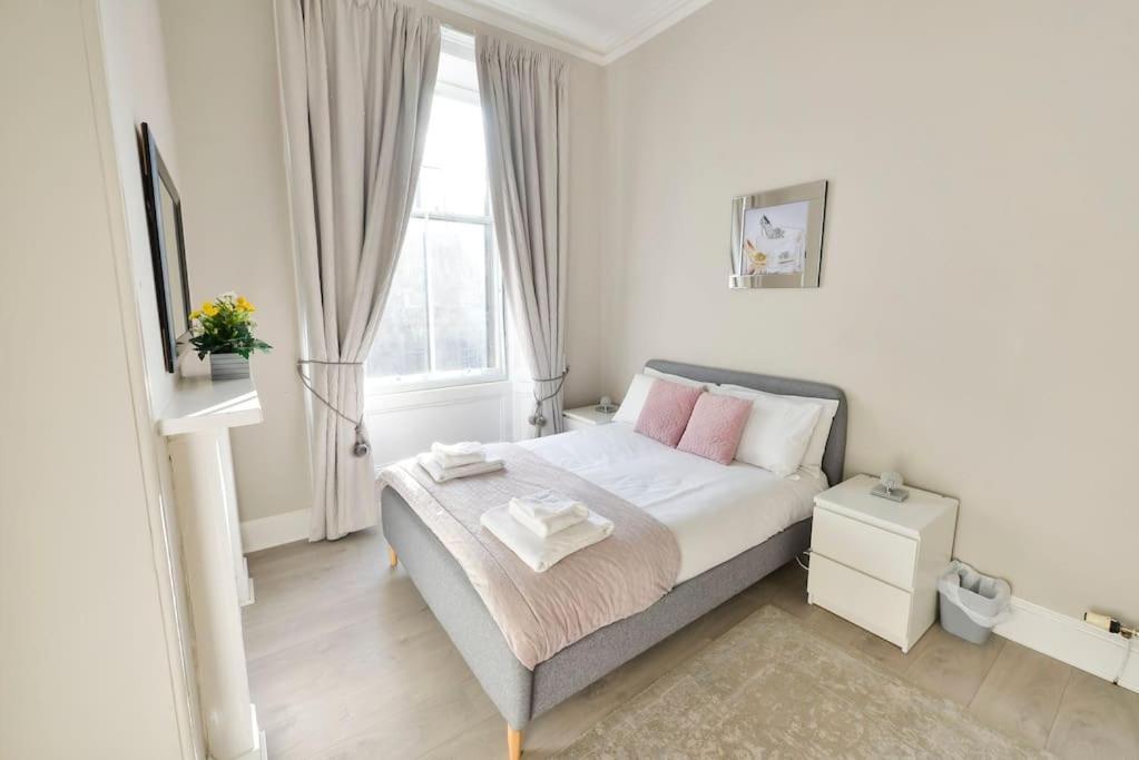 George IV Bridge - Superbly Located 3 Bedroom! Εδιμβούργο Εξωτερικό φωτογραφία