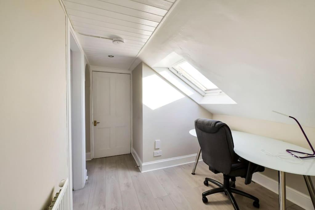 George IV Bridge - Superbly Located 3 Bedroom! Εδιμβούργο Εξωτερικό φωτογραφία