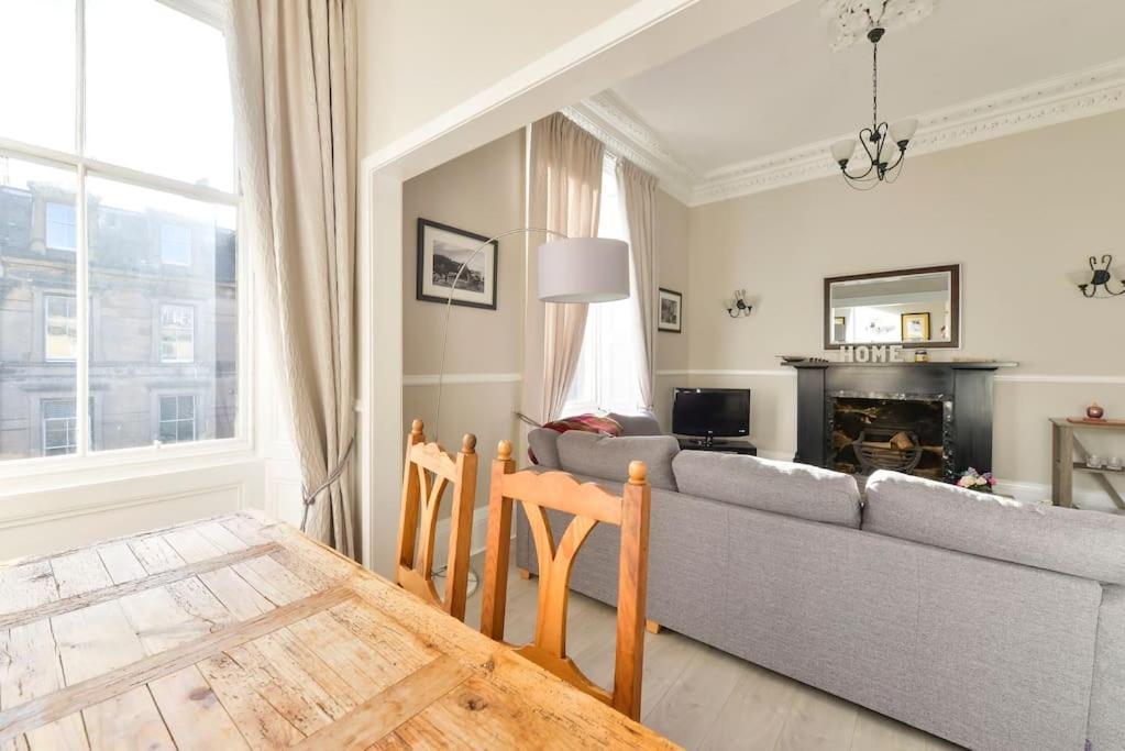 George IV Bridge - Superbly Located 3 Bedroom! Εδιμβούργο Εξωτερικό φωτογραφία